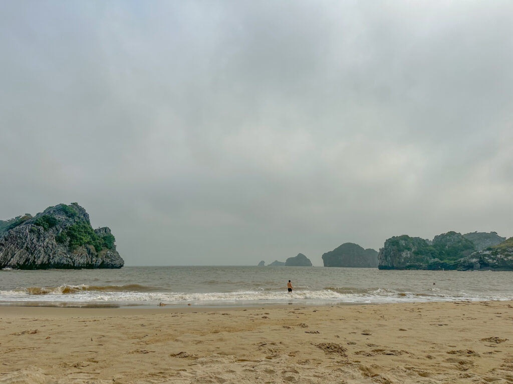 Cat Ba Beach 3